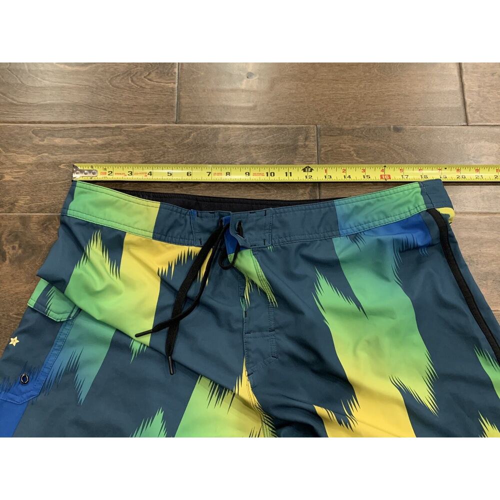 Nike Mens Multicolor GF Allover Print Soccer Shorts Size 38 589351-311 - Picture 9 of 10